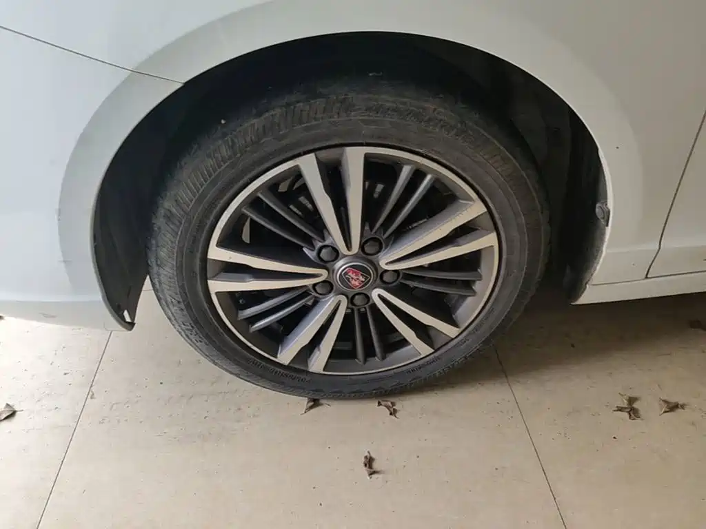 Roewe i5 — миниатюра 23