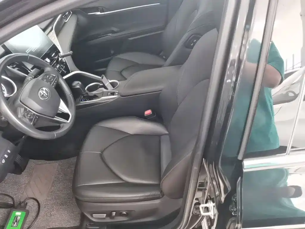 Toyota Camry — миниатюра 15