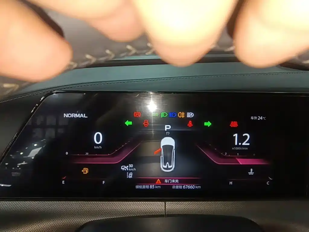 Changan UNI-T — миниатюра 12