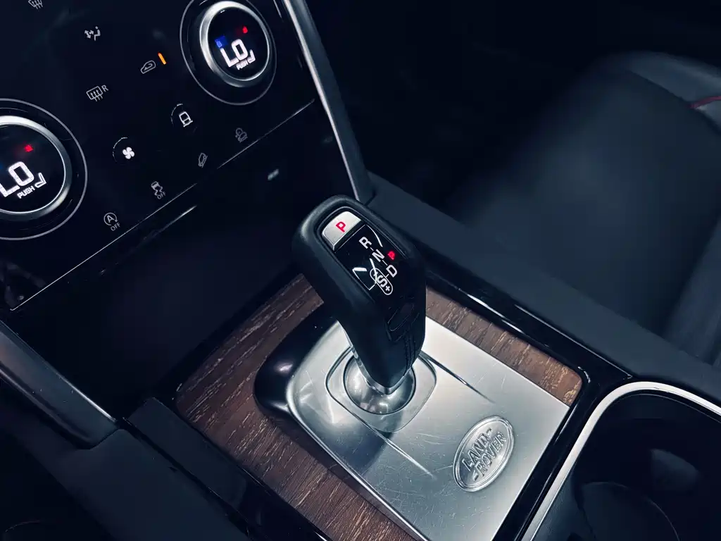 Land Rover Discovery Sport — миниатюра 14