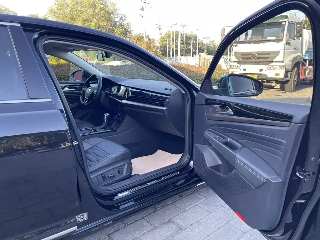 Volkswagen Passat — миниатюра 13