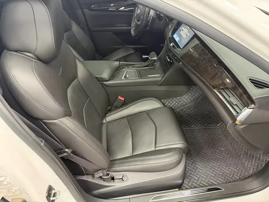 Cadillac CT6 — миниатюра 7