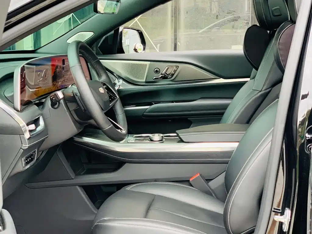 Cadillac XT5 — миниатюра 18