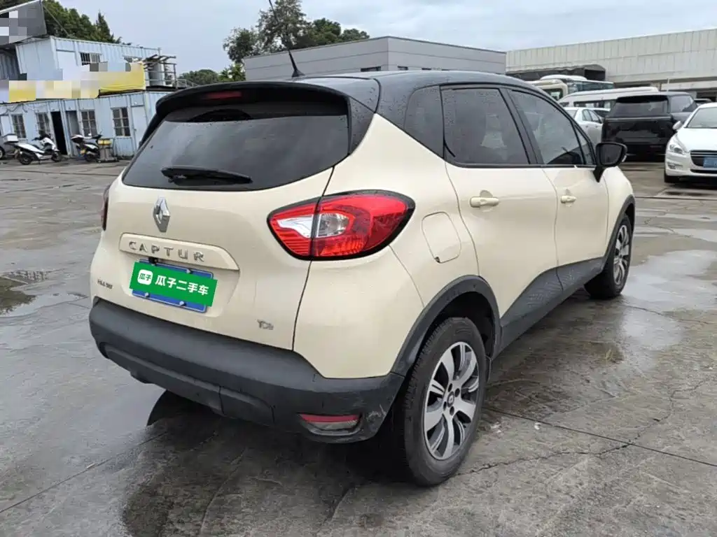 Renault Captur — миниатюра 7