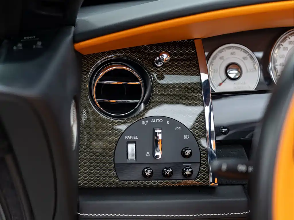 Rolls-Royce Dawn — миниатюра 13