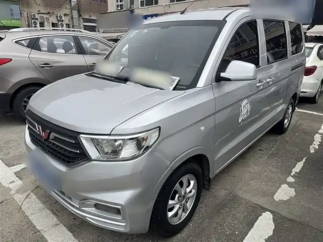 WULING AUTOMOBILE WULING HONGGUANG V