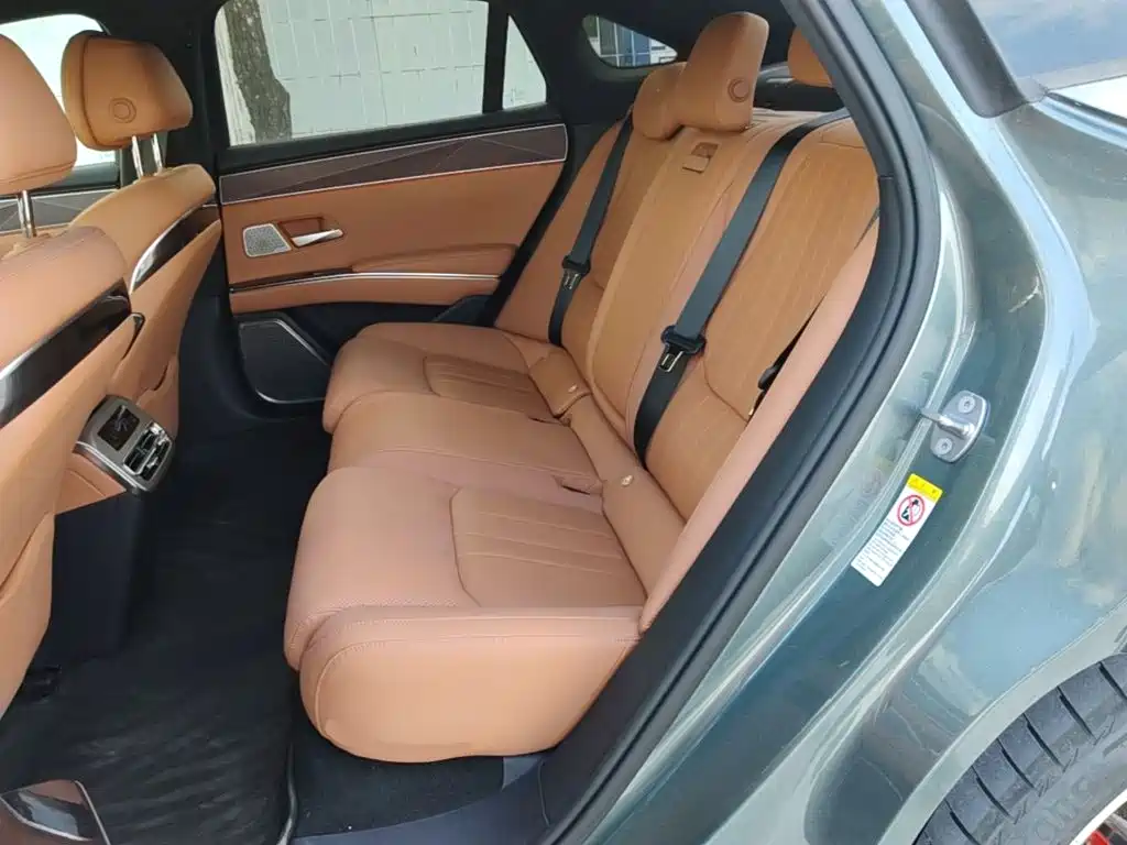 BYD Han L — миниатюра 17