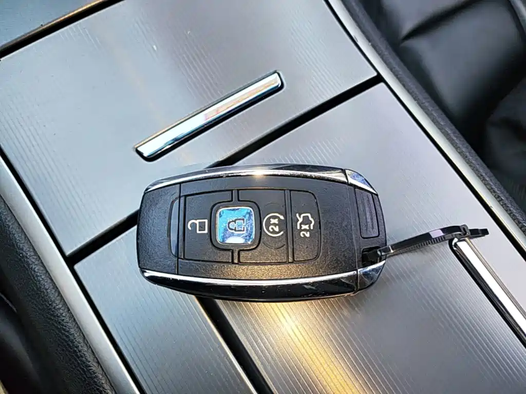 Lincoln MKZ — миниатюра 9
