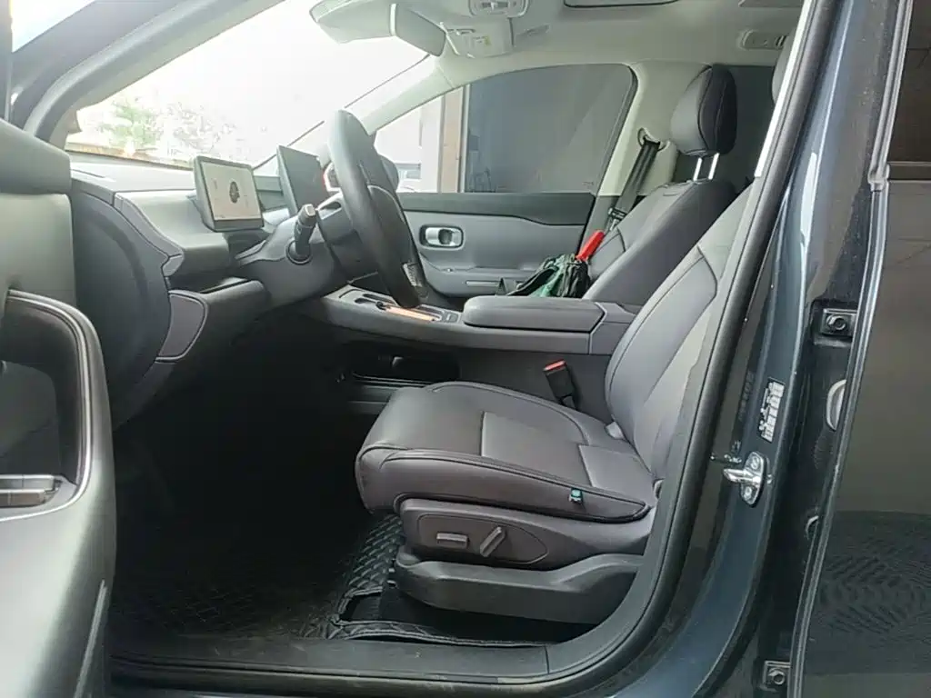 Leapmotor Leapmotor C16 — миниатюра 16