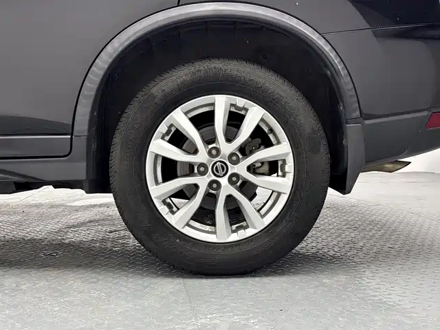 Nissan X-Trail — миниатюра 17