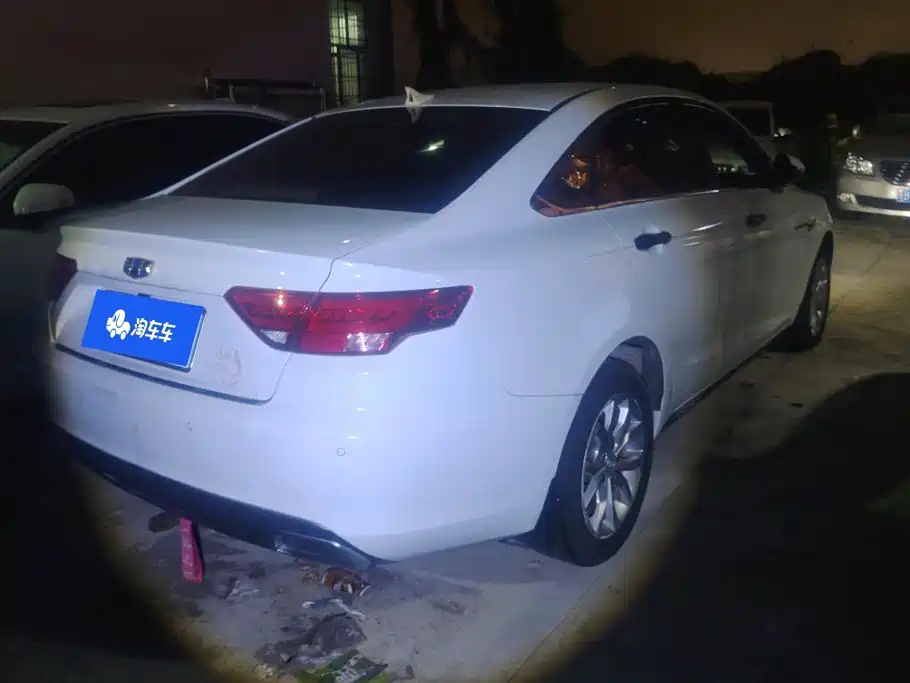 Geely Emgrand GL — миниатюра 3
