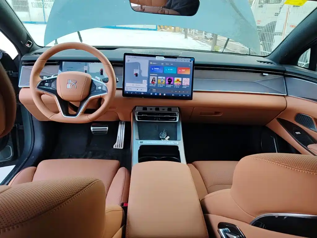 BYD Han L — миниатюра 10