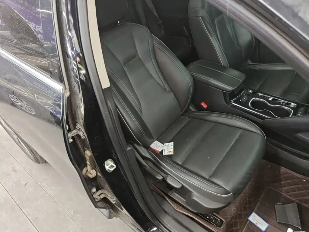 Buick Envision Plus — миниатюра 25