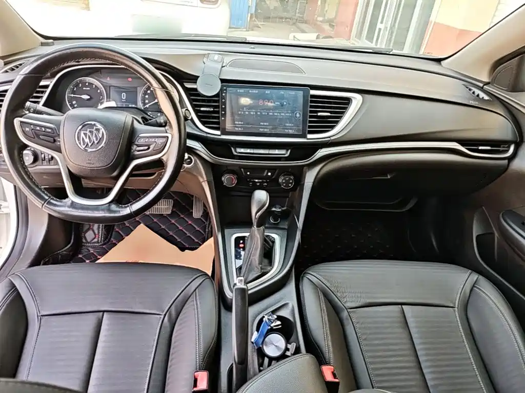 Buick Excelle — миниатюра 10