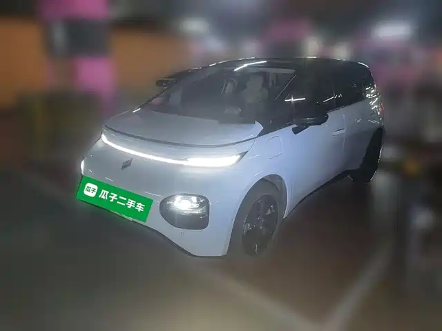 BAOJUN CLOUDS 2024