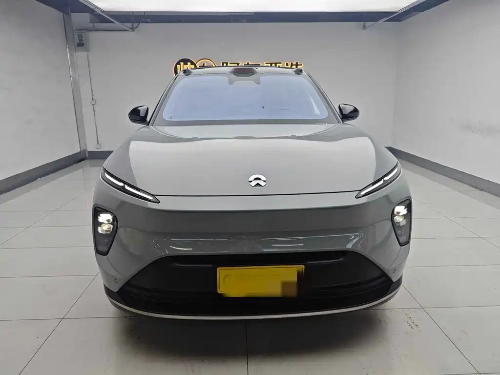 NIO ES8 2023 75kWh