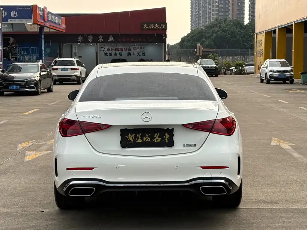 Mercedes-Benz C-Class — миниатюра 18