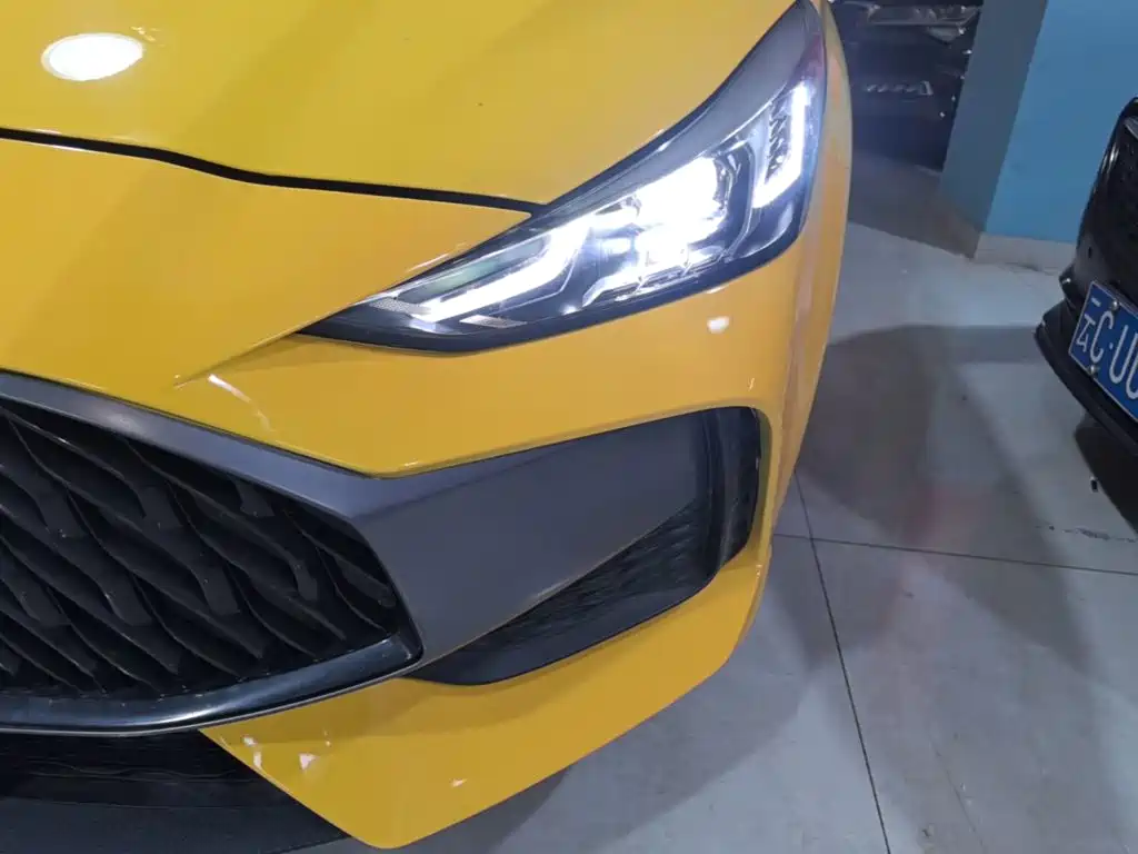 MG MG5 — миниатюра 24
