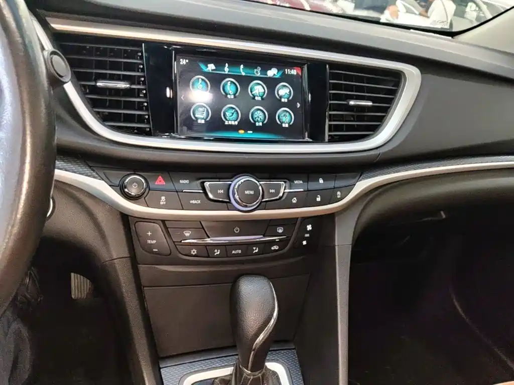 Buick Excelle — миниатюра 13