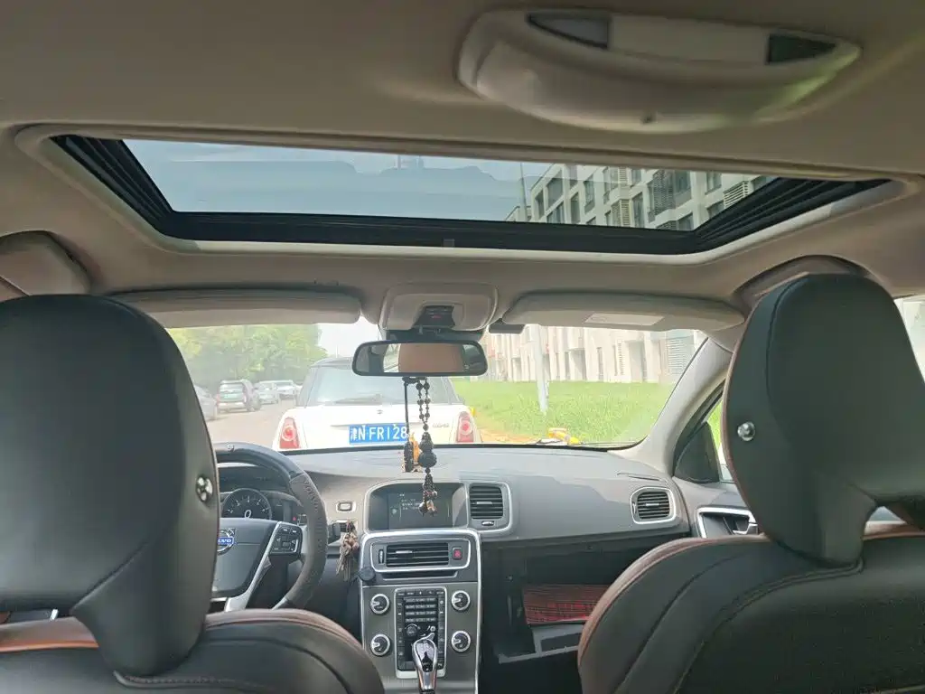 Volvo S60 — миниатюра 15