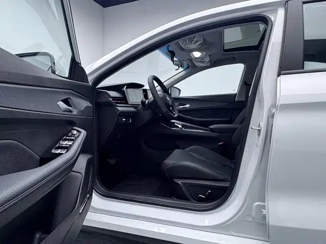 Geely Binrui — миниатюра 9