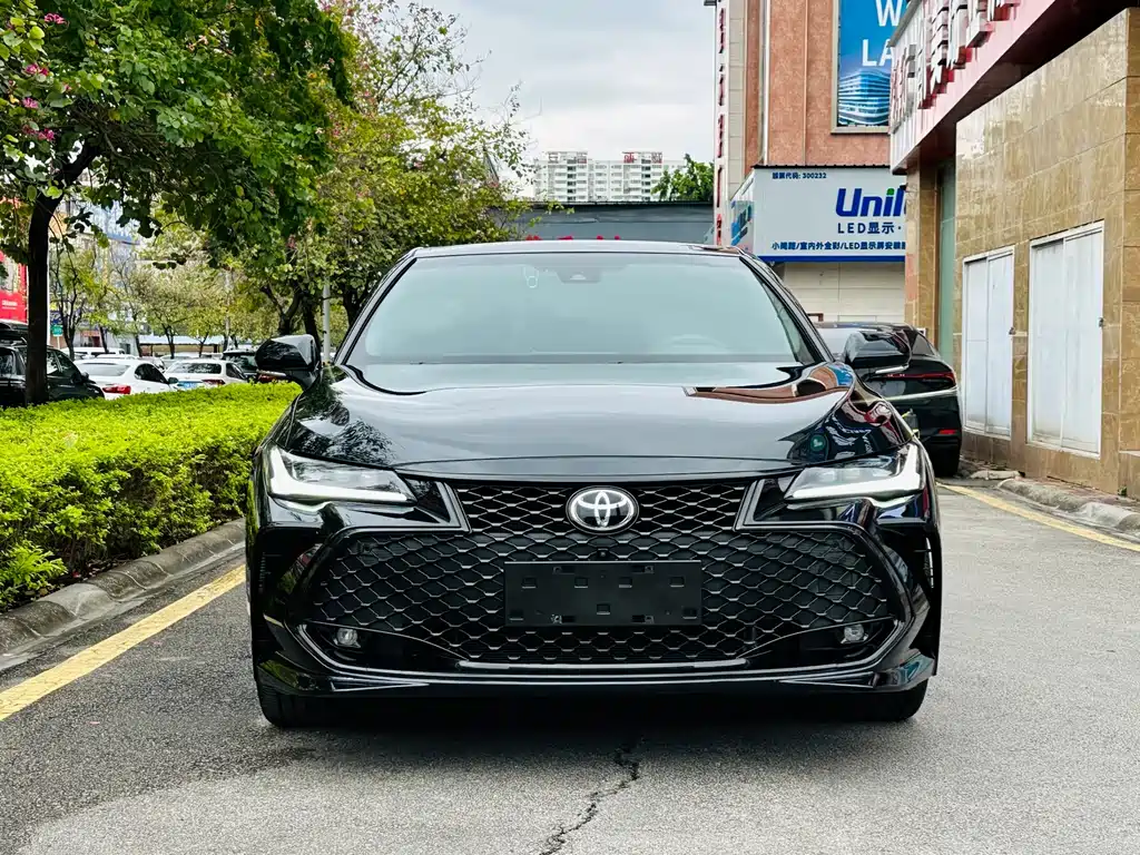TOYOTA ASIAN DRAGON