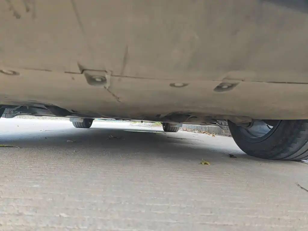 Tesla Model Y — миниатюра 23