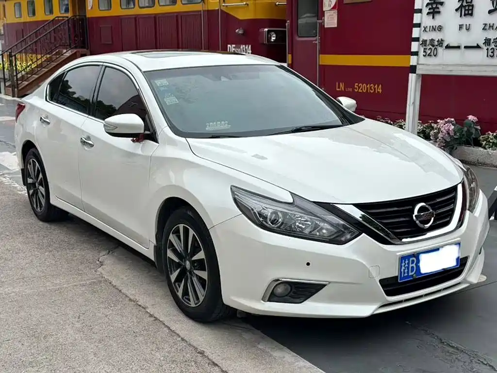 Nissan Teana — миниатюра 3