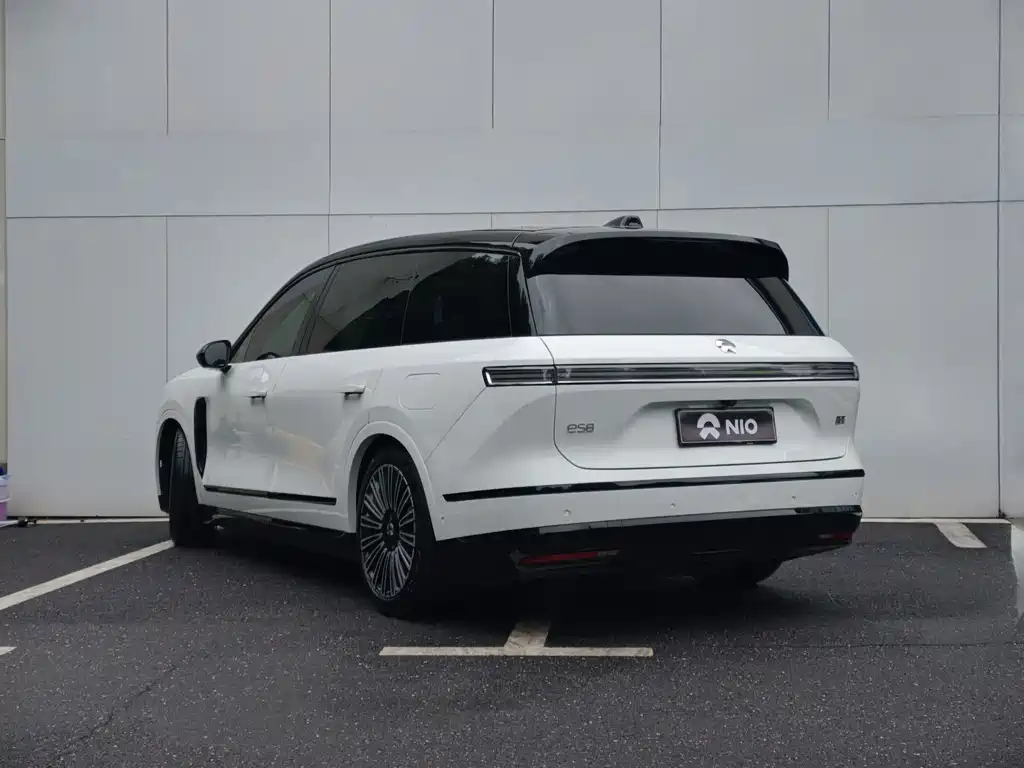 NIO ES8 — миниатюра 6
