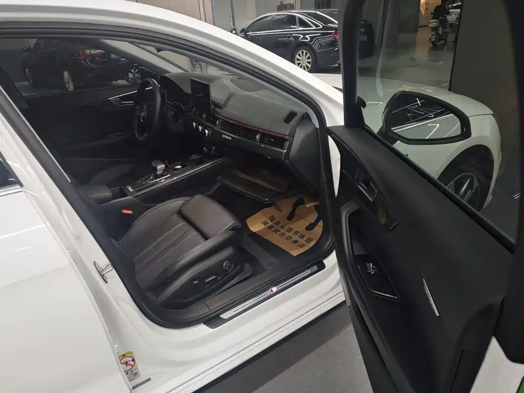 Audi A4L — миниатюра 7