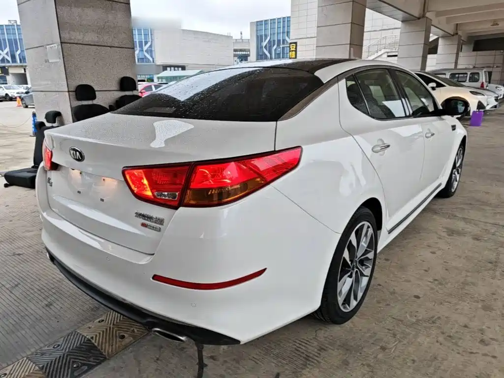 Kia K5 — миниатюра 7