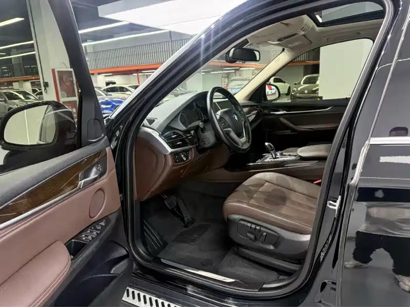 BMW X5 (Import) — миниатюра 5