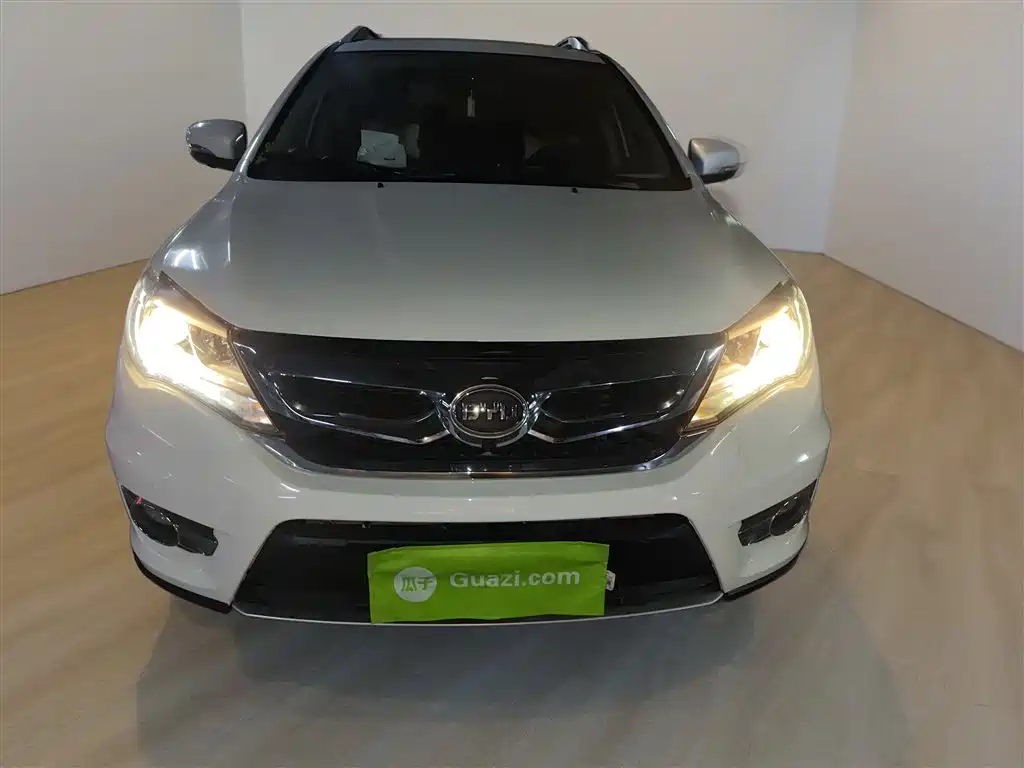 BYD S7