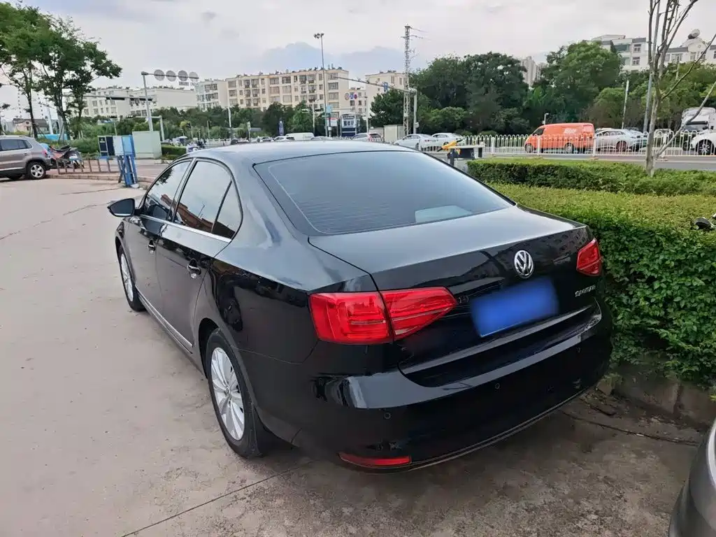 Volkswagen Sagitar — миниатюра 18