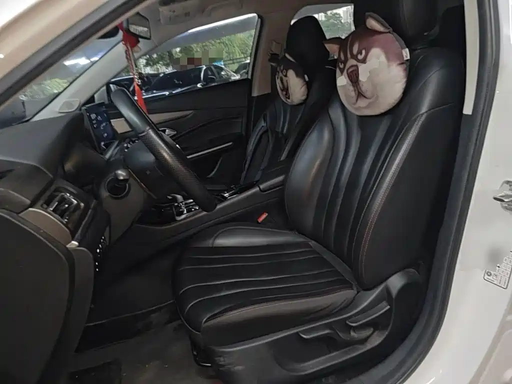 BAIC U7 — миниатюра 15