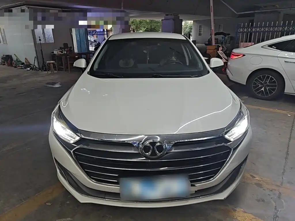 BAIC U7 — миниатюра 3