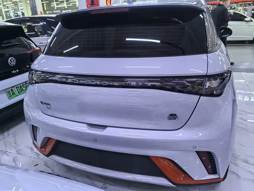 BYD Dolphin — миниатюра 5
