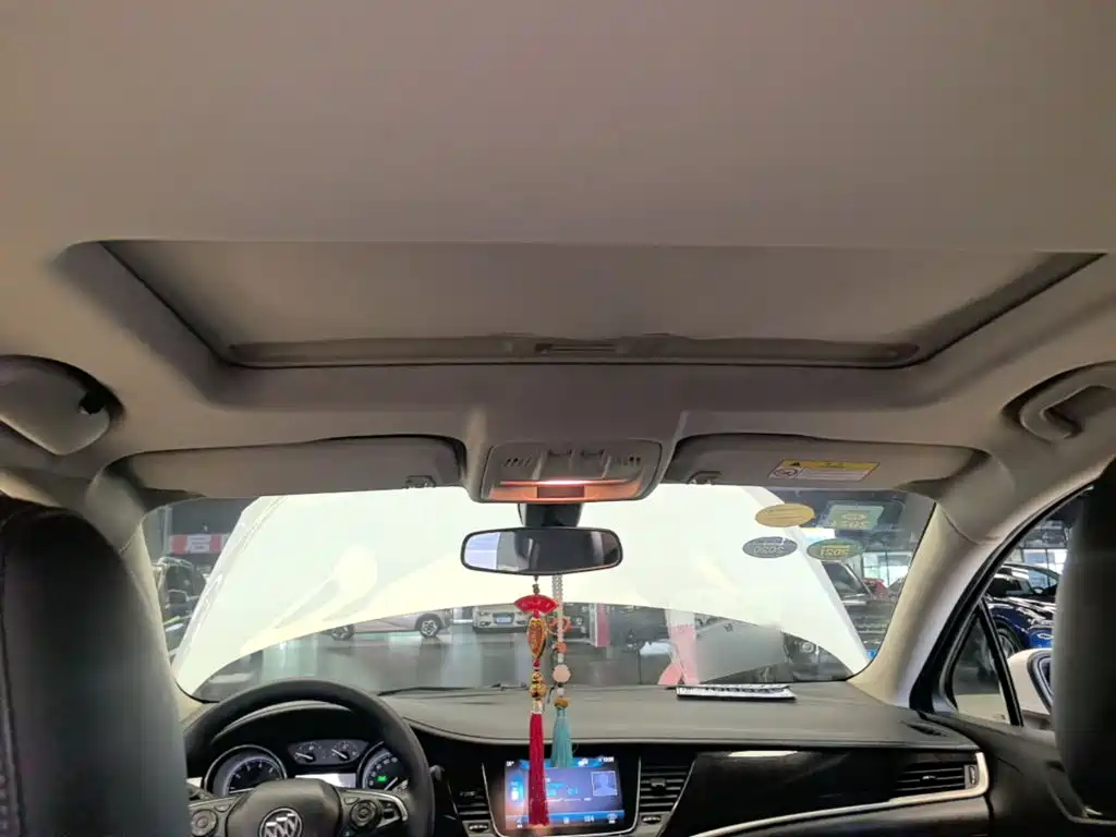Buick Verano — миниатюра 18