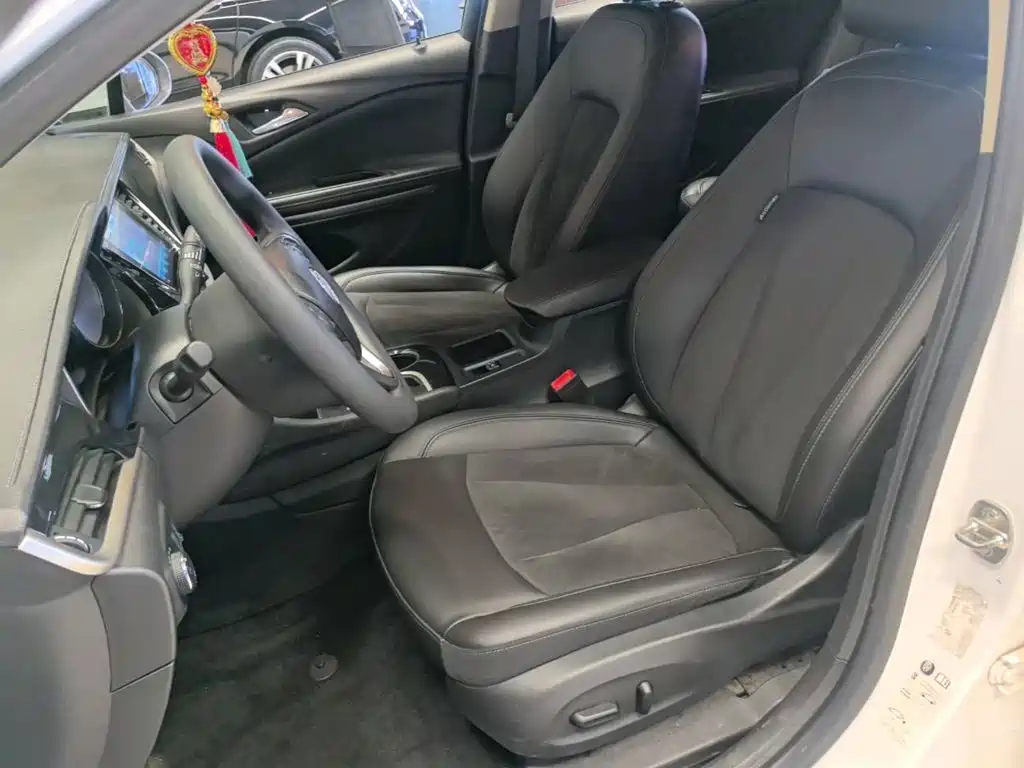 Buick Verano — миниатюра 15