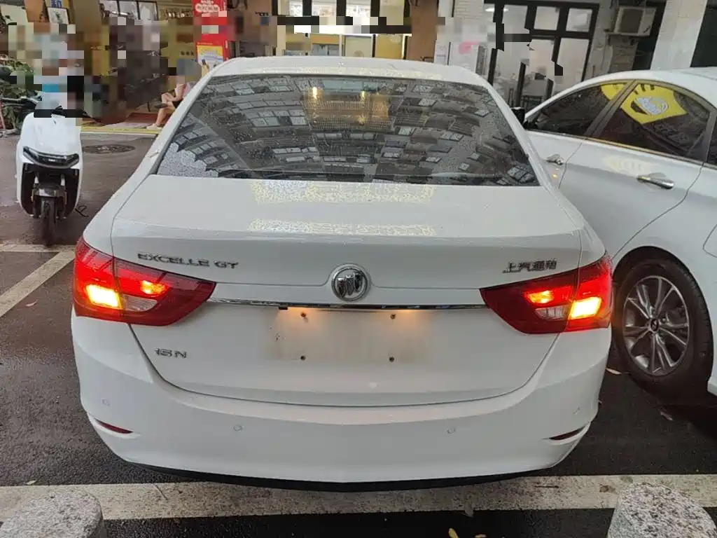 Buick Excelle — миниатюра 6