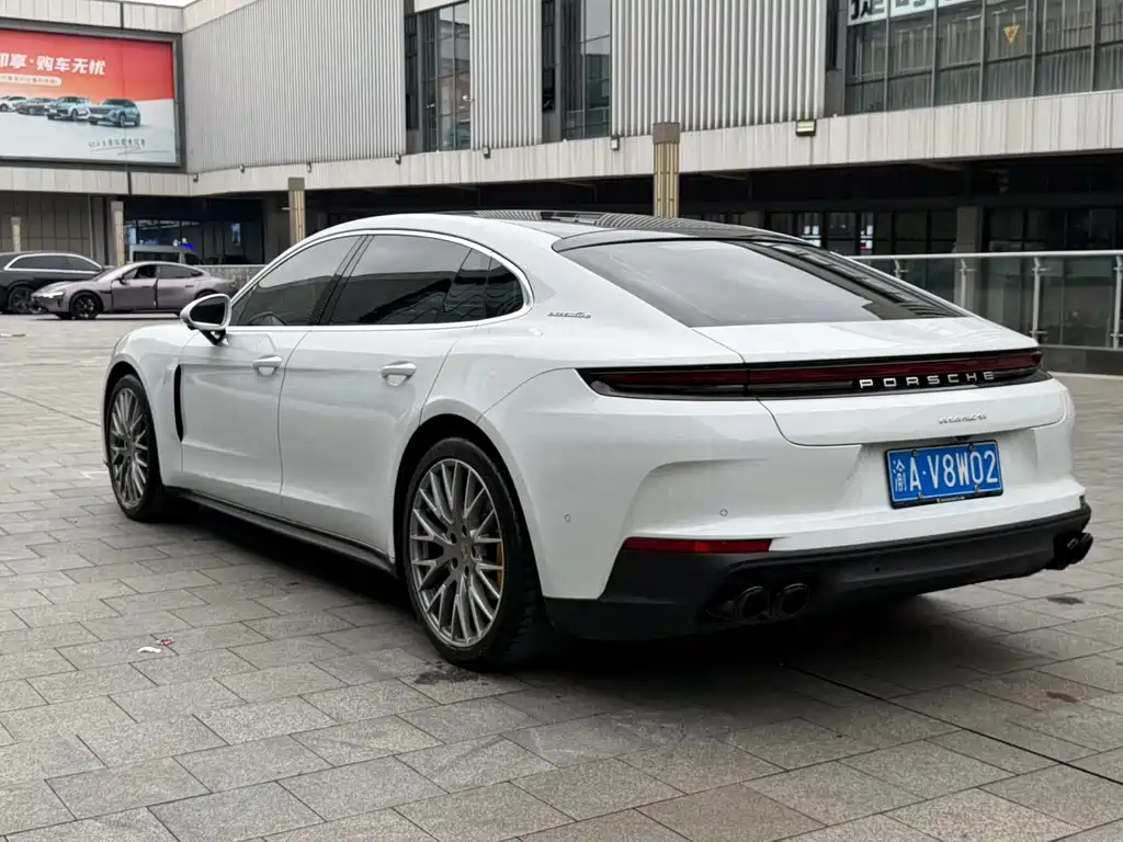 Porsche Panamera — миниатюра 7