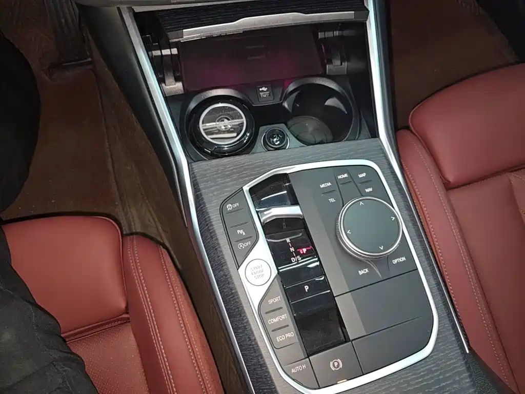 BMW 3 Series — миниатюра 14