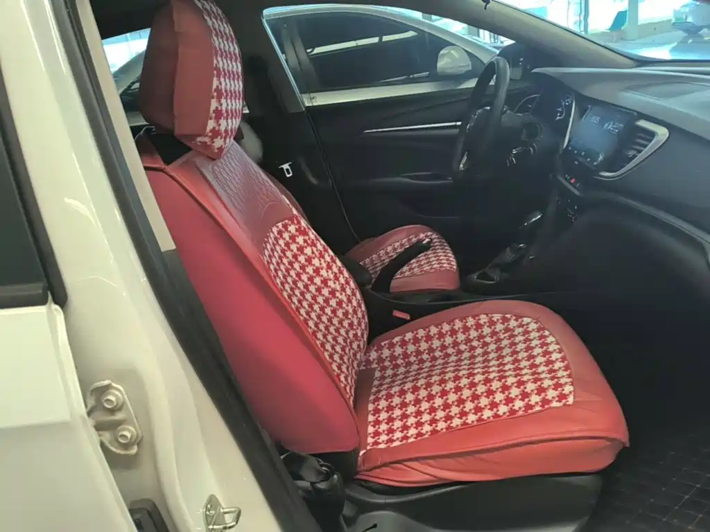 Buick Excelle — миниатюра 25