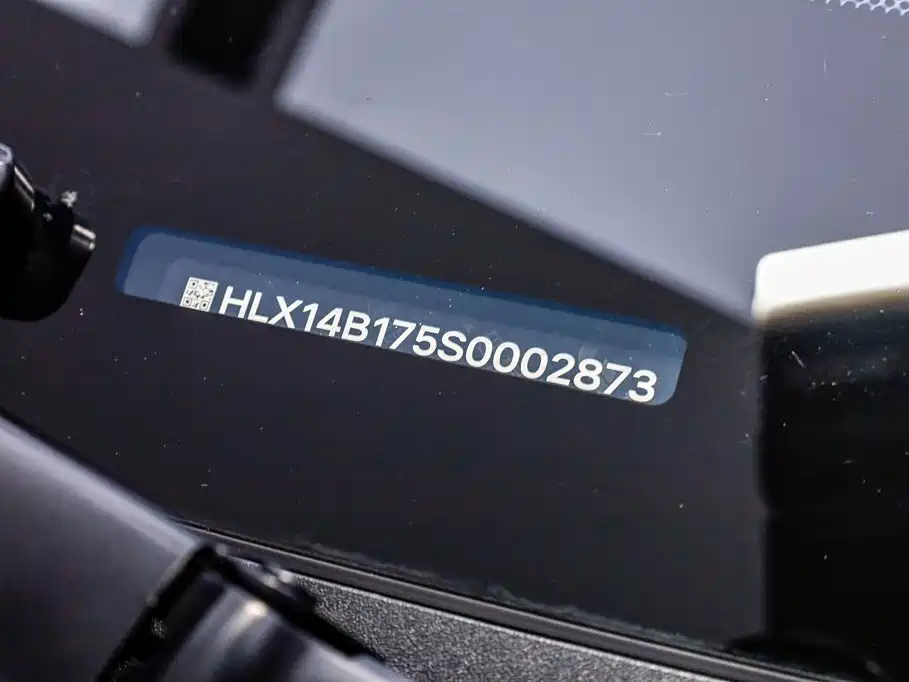 Li Auto Li MEGA — миниатюра 36