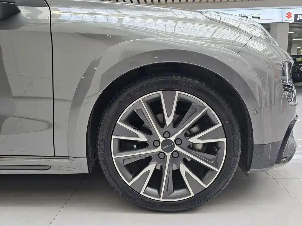 Lynk & Co 02 Hatchback — миниатюра 13