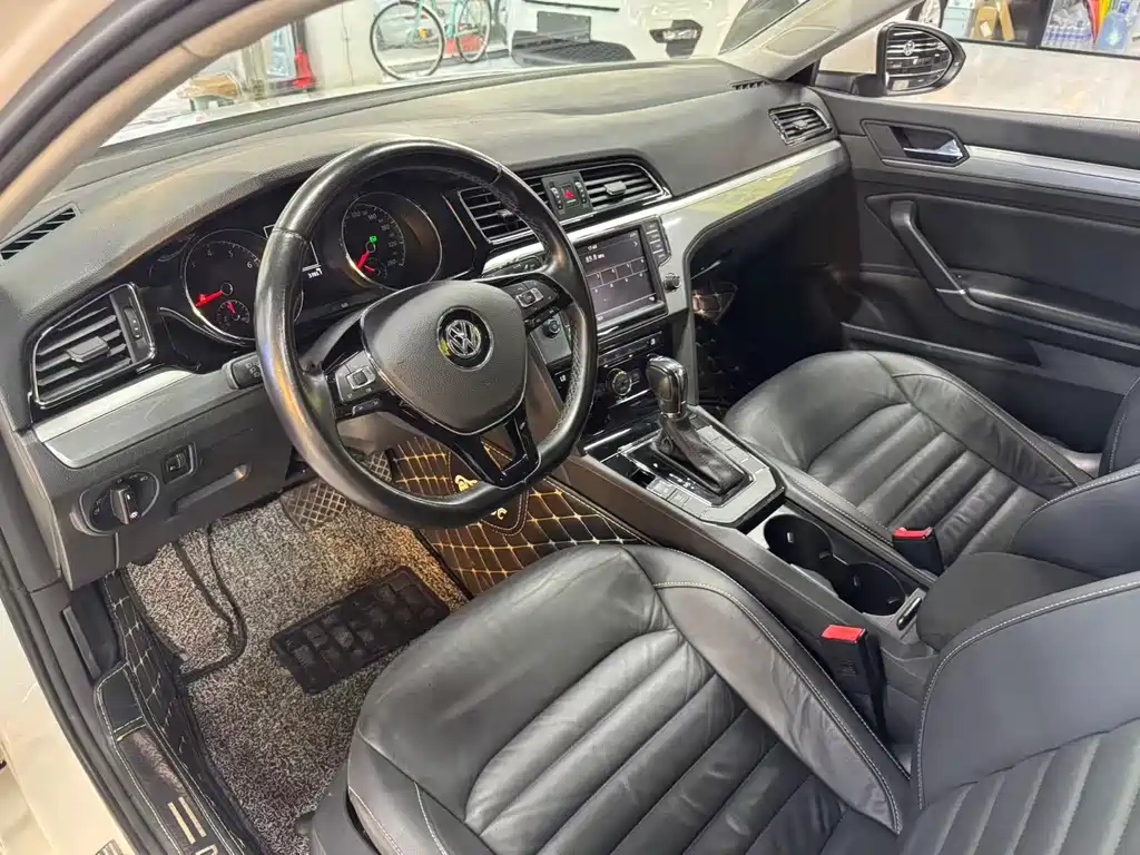 Volkswagen Lamando — миниатюра 7