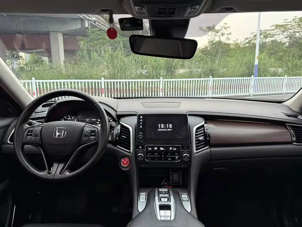Honda Avancier — миниатюра 6