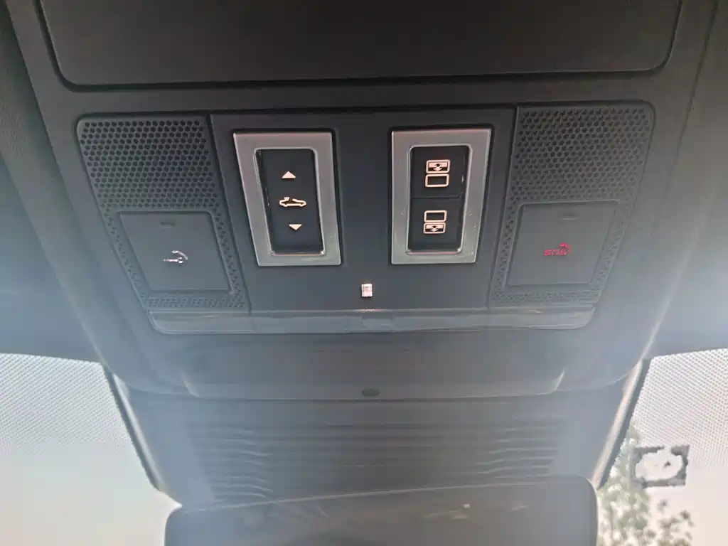 Jaguar XFL — миниатюра 25