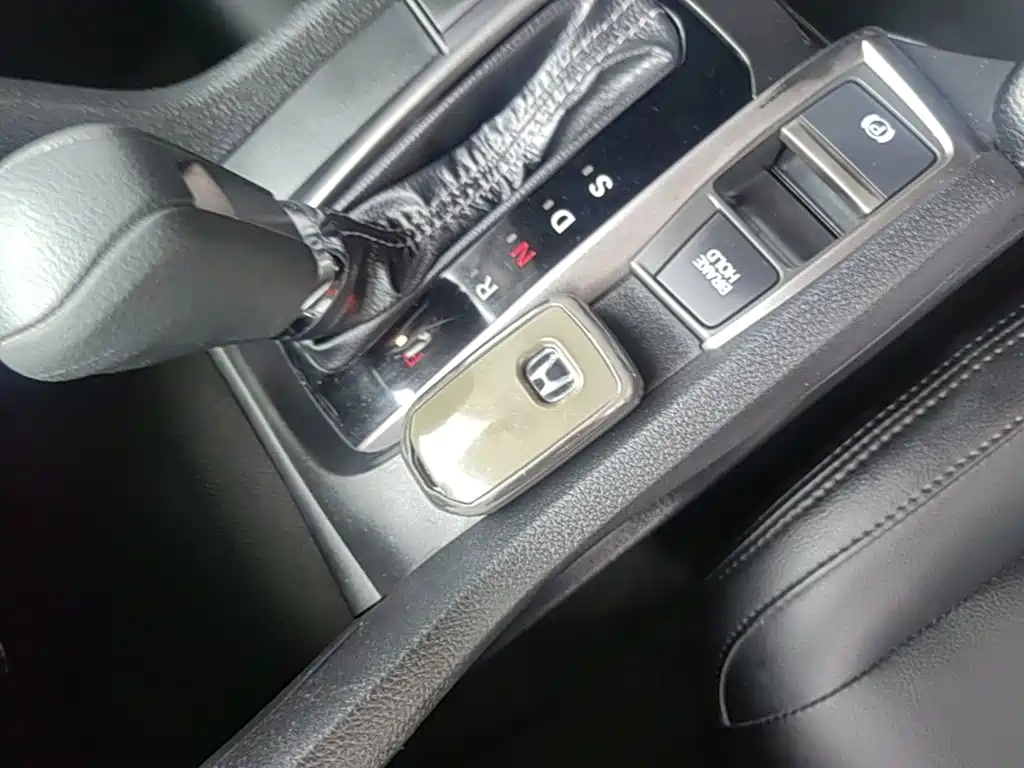 Honda Civic — миниатюра 9