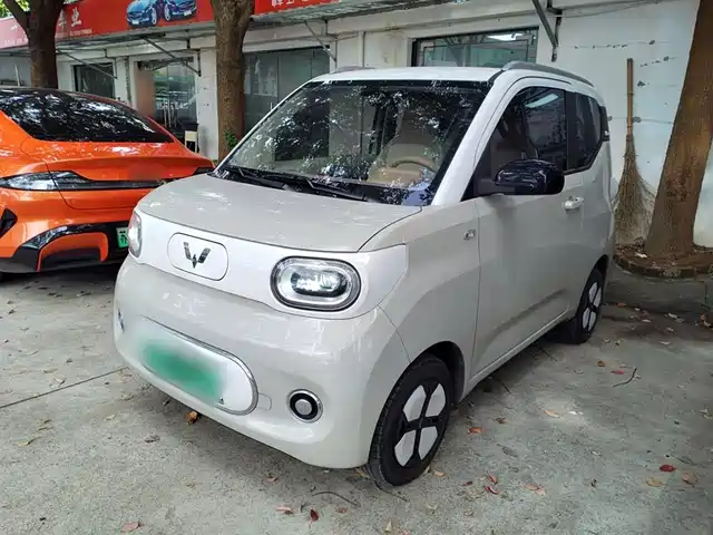 WULING AUTOMOBILE HONGGUANG MINIEV 2024